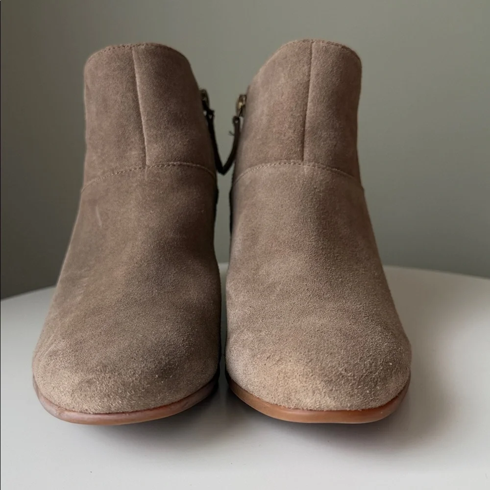 Timberland khaki suede ankle boots Ortholite Insole Side Zipper